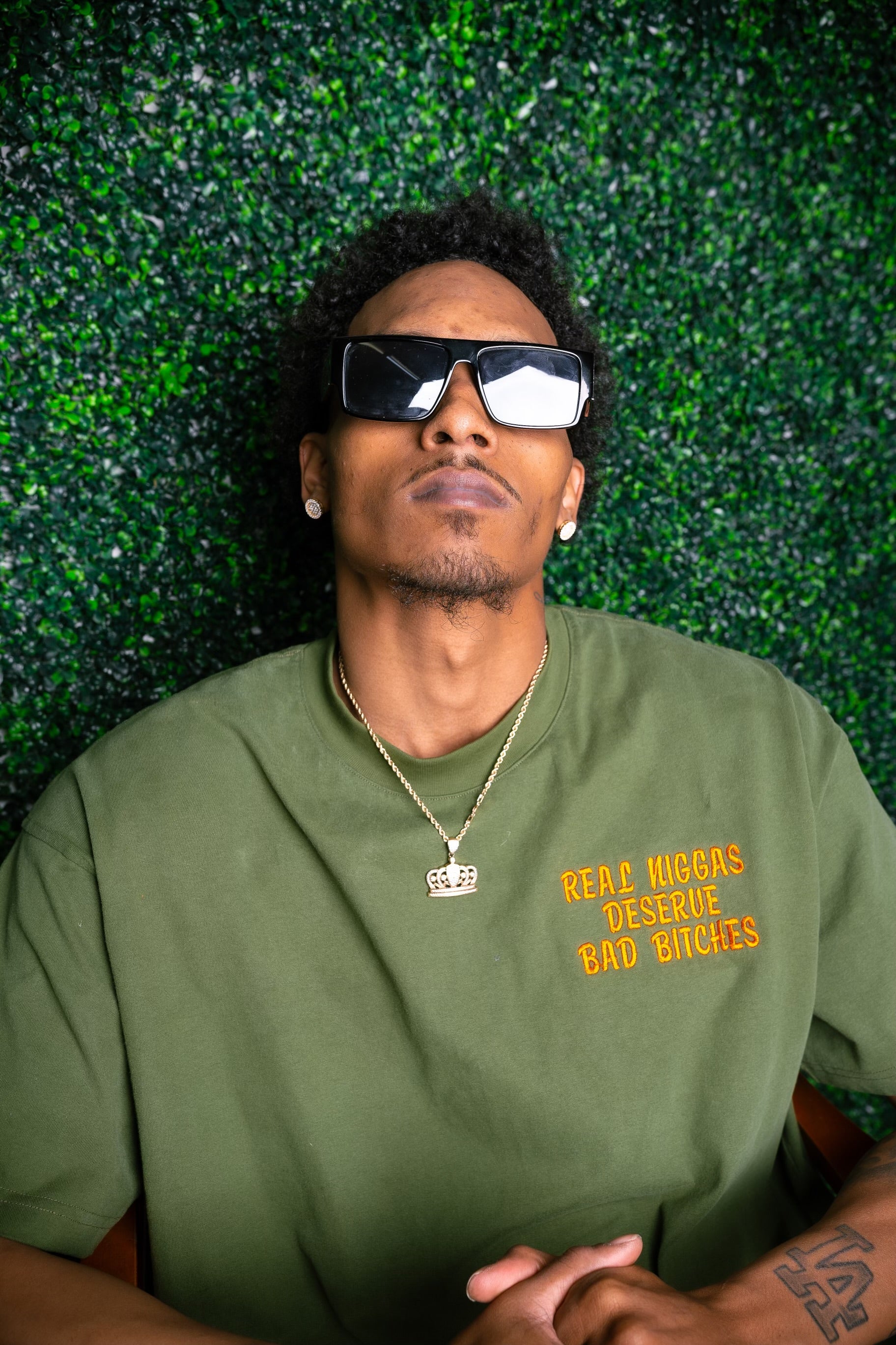 Real Niggas Deserve Bad Bitches
